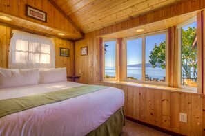 Deluxe Cabin, 2 Bedrooms, Non Smoking, Beach View (No Pets) | Individually decorated, individually furnished, soundproofing