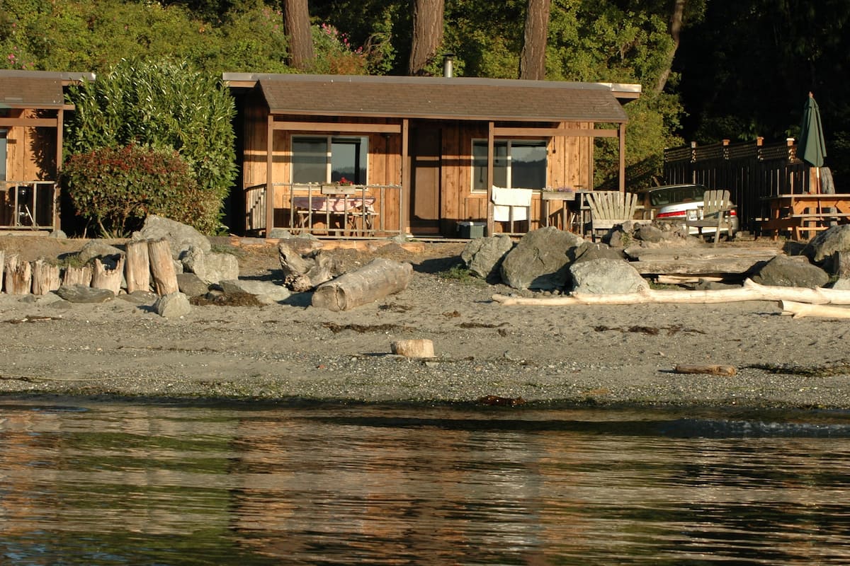 Signature Cabin, 2 Bedrooms, Non Smoking, Beach View | Balcony