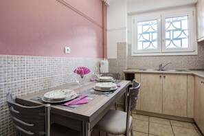 Apartment | Private kitchen