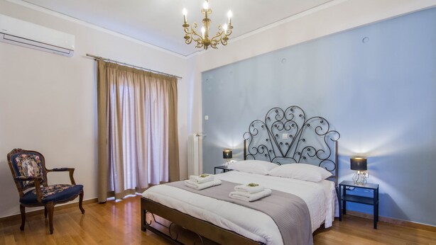 Apartment | 2 bedrooms, blackout curtains, soundproofing, iron/ironing board - Vintage Art Apartment (Athens)