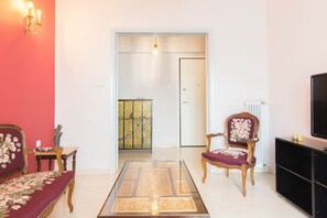 Apartment | Living area