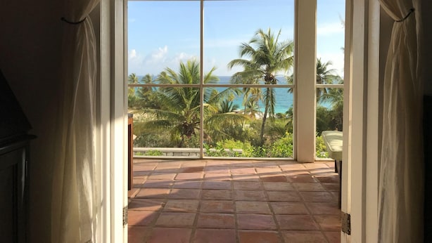 Unclassified image, 1 of 28, button - Allamanda House by Eleuthera Vacation Rentals (Governor's Harbour)