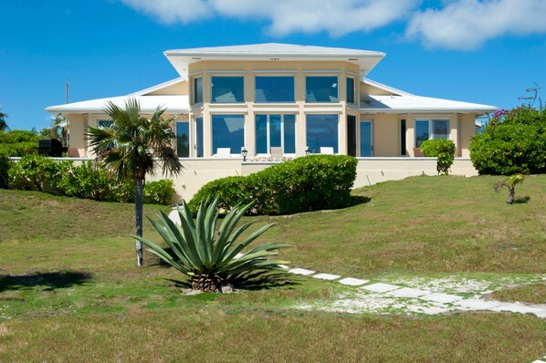 Exterior - Endless Summer by Eleuthera Vacation Rentals (Double Bay)