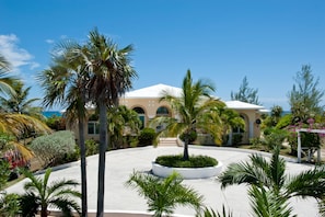 Exterior - Endless Summer by Eleuthera Vacation Rentals (Double Bay)