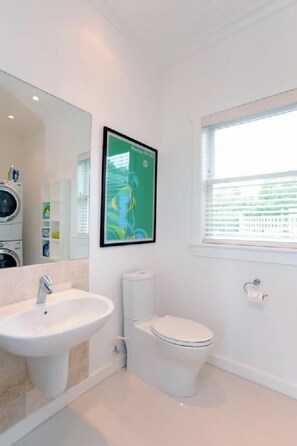 Ferienhaus, Mehrere Betten (Tops) | Badezimmer | Haartrockner