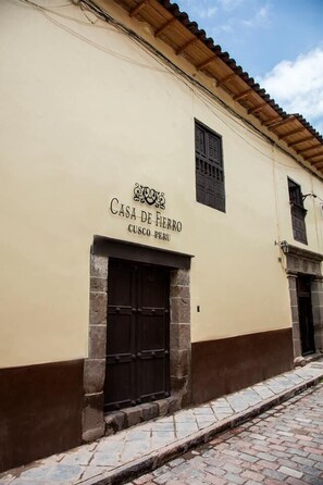 Property entrance - Hospedaje Casa de Fierro - Adults Only (Cusco)