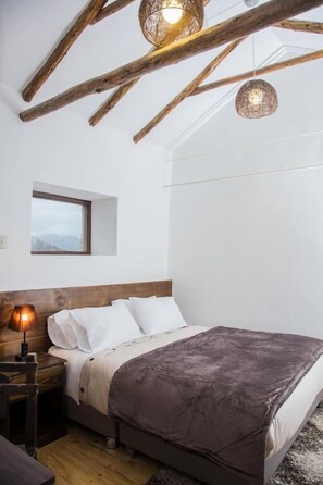Double Room | Egyptian cotton sheets, premium bedding, desk, iron/ironing board - Hospedaje Casa de Fierro - Adults Only (Cusco)