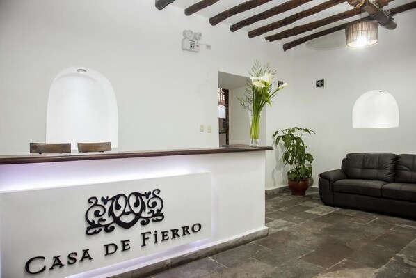 Reception - Hospedaje Casa de Fierro - Adults Only (Cusco)