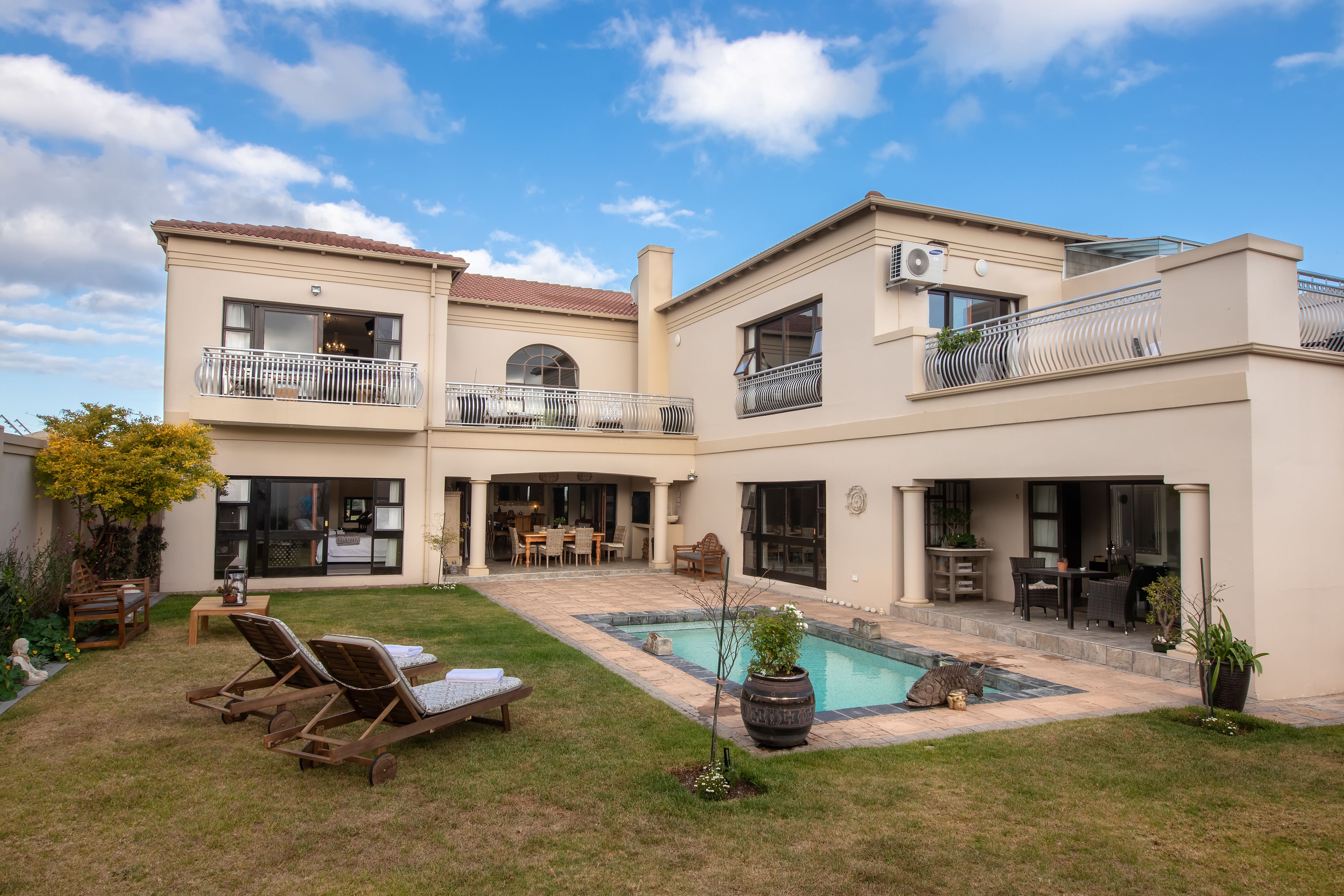 Seasonal outdoor pool, pool umbrellas, sun loungers