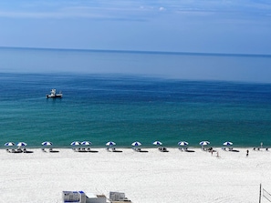 On the beach - Gulf Front Condo with Stunning Views! (Pensacola)