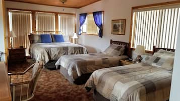 3 bedrooms, iron/ironing board, free WiFi, bed sheets