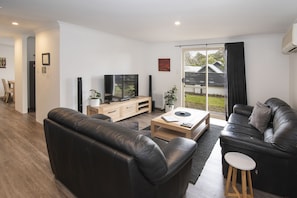 Flat-screen TV, DVD player, stereo