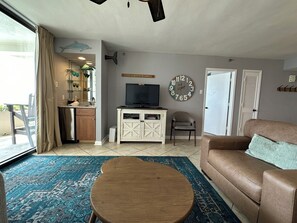 TV, DVD player