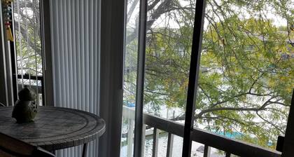 Lake Erie Green Cove Getaway