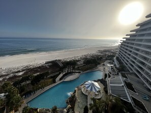 On the beach - Gulf Front Condo with Stunning Views! (Pensacola)