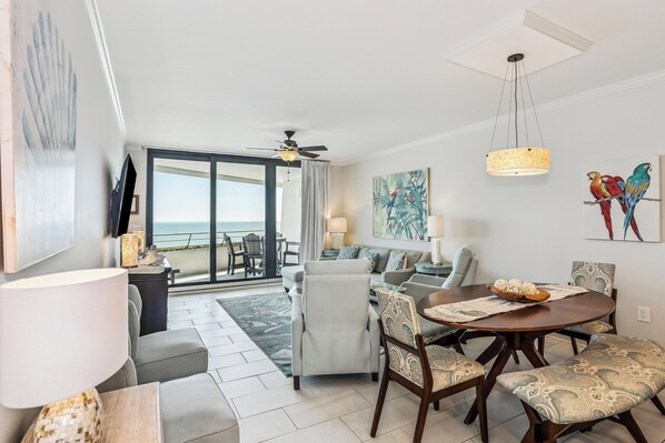 TV, DVD player - Gulf Front Condo with Stunning Views! (Pensacola)