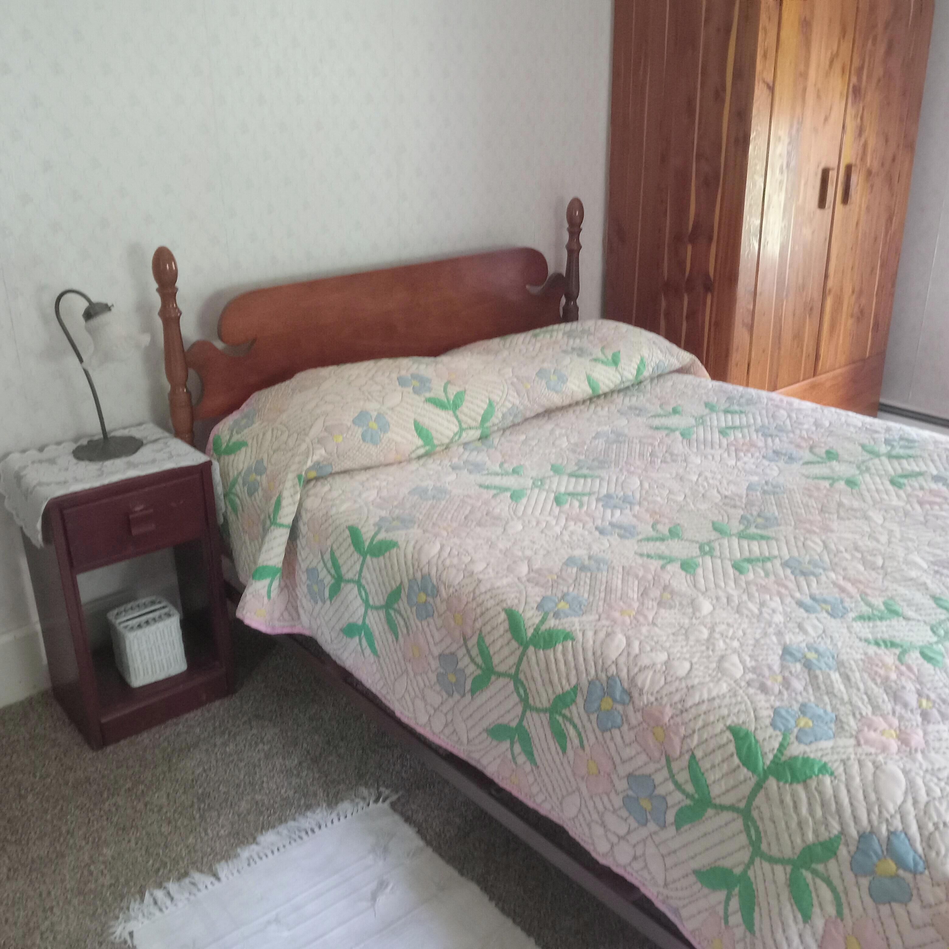 4 chambres, fer et planche à repasser, lit parapluie, Wi-Fi