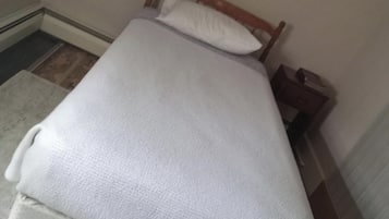 4 bedrooms, iron/ironing board, travel crib, WiFi