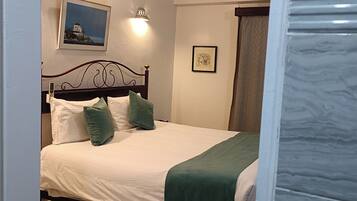 3 soverom, safe på rommet, strykejern/-brett og wi-fi (inkludert)