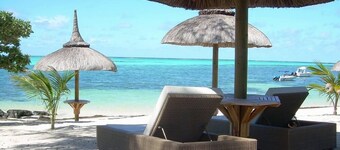 House / Villa - ROCHES NOIRES