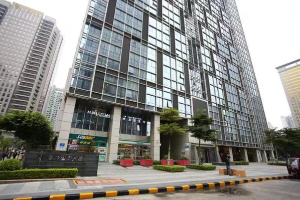 Front of property - F&H Apartment Guangzhou Wales Branch (Guangzhou)