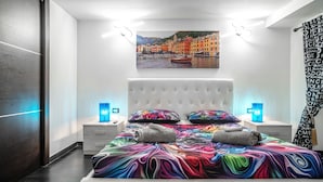 Unclassified image, 3 of 27, button - Spinola Palace Apartment (Genova)