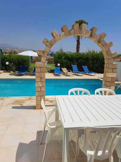 CORAL CYPRIA CORAL BAY VILLAS