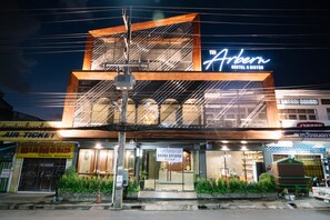Exterior - The Arbern Hostel x Bistro (Phuket)