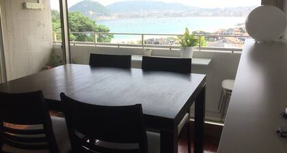 Apartment in residence Category property