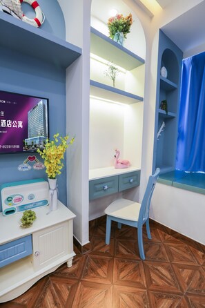 Chambre Ville double | Bureau, rideaux d’obscurcissement, accès au Wi-Fi (inclus)