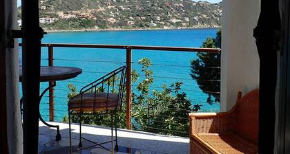 Maison en bord de mer, Torre delle Stelle, Sardaigne
