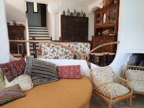 TV, DVD player, stereo