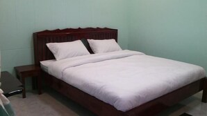 Standard Room - Ranida House (Udon Thani)