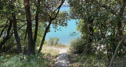 House Nensi with private pool and fenced yard