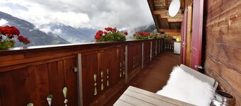 Relaxation and tranquility with a breathtaking view 