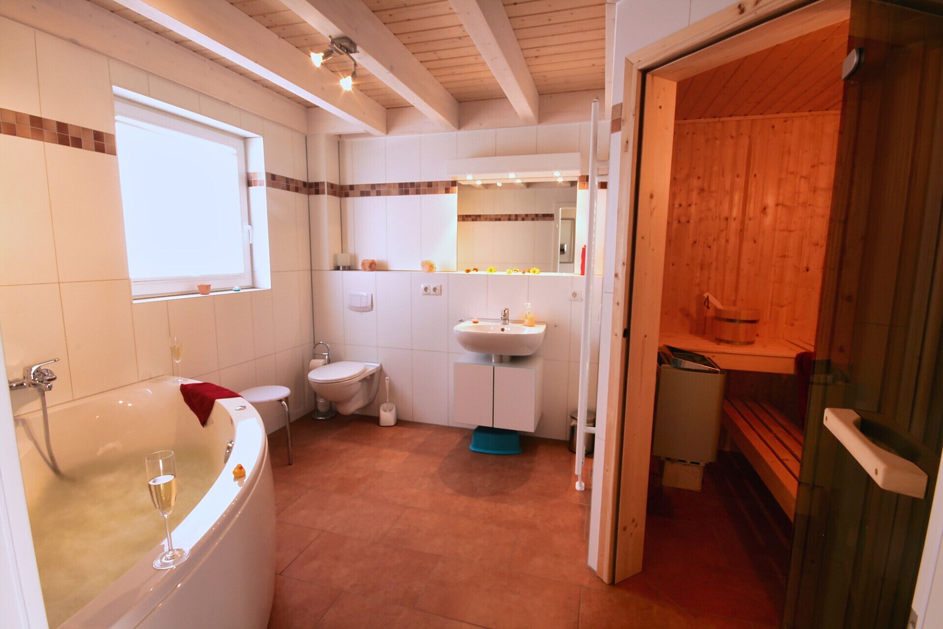 Een douche, een bubbelbad, een haardroger