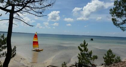 Nice location near the lake, 12 KM to Atlantic, 4 bedrooms, with huge garden