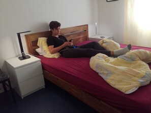 4 chambres, fer et planche Ă repasser, Wi-Fi, draps fournis