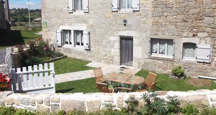 House completely renovated character located 1 km from the Gorges du Bès