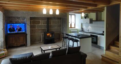 House completely renovated character located 1 km from the Gorges du Bès