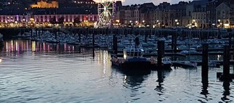 Dieppe marina-asunto, upea näkymä, valokuitu WIFI