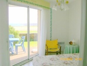 1 bedroom, iron/ironing board, WiFi, wheelchair access - Apartment T 2 PERROS GUIREC PANORAMIC SEA VIEW ROSE GRANITE COAST (Perros-Guirec)