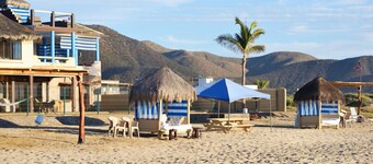 Cerritos Beach Palace 3 Suites