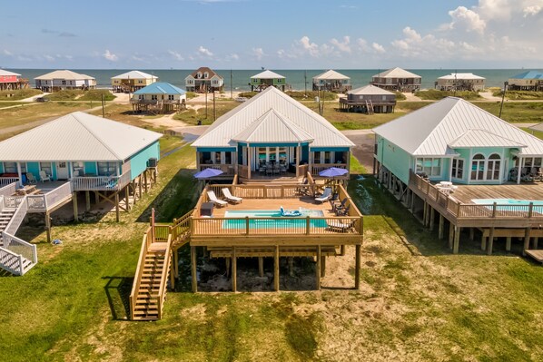 Exterior - Bayfront home with beach access & breathtaking water views - dog-friendly (Dauphin Island)