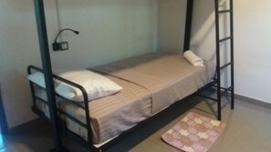 1 camera, Wi-Fi, lenzuola