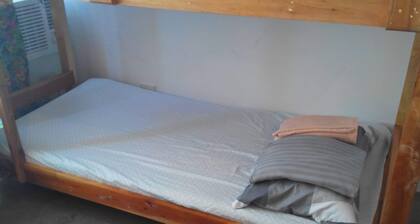 Condominio asequible con WIFI GRATUITO y comodidades