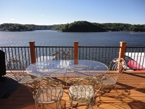 Outdoor dining - Terrific Lake View! Totally Updated! All Bedrooms w lake view! Boat Rentals. (Camdenton)