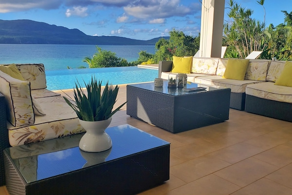 Outdoor salon with a view over Rincon Bay