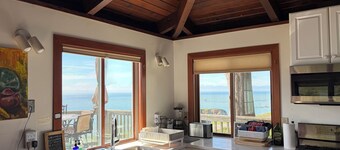 Fantastisk, oppskalere, Oceanfront Gem Inside One-of-Kind Beach Park (Goat Rock)