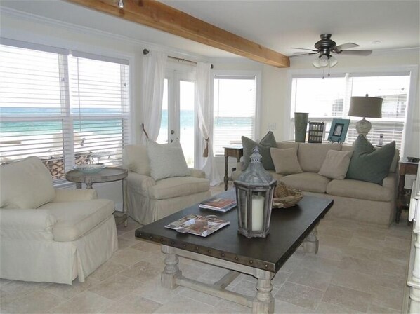 Smart TV, DVD player, stereo